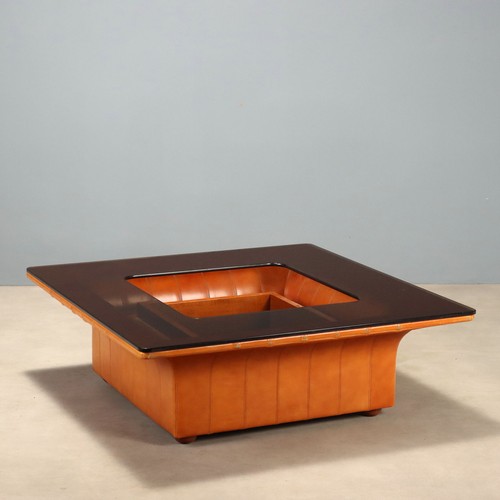 Vintage frau couchtisch holz - vintage,